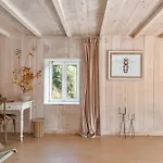 Apple Tree House * Santa Cruz (Madeira)