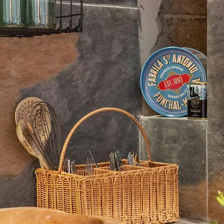 Chalet Apple Tree House Santa Cruz (Madeira)