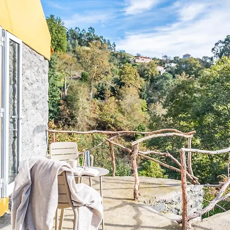 Apple Tree House Chalet