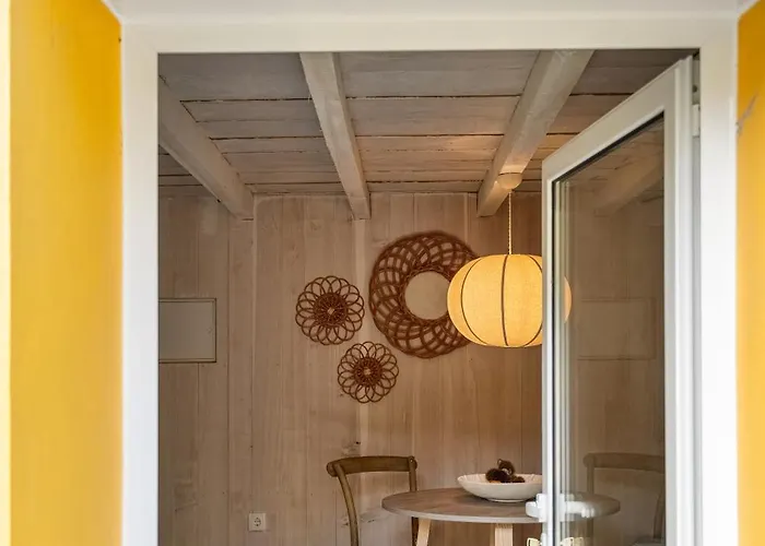 Apple Tree House Chalet